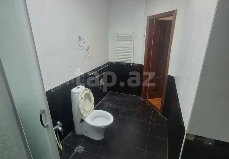 4 otaqlı mənzil , Bakı