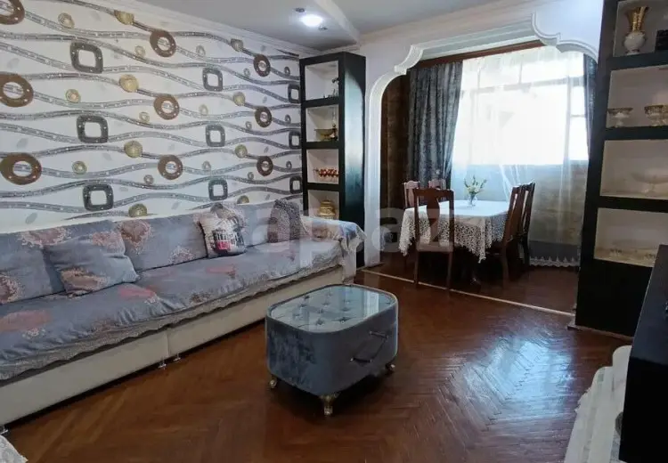 4 otaqlı mənzil , Gəncə