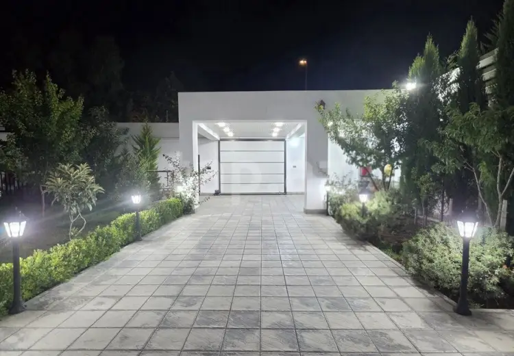 5 otaqlı mənzil , Bakı