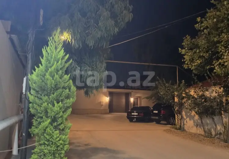5 otaqlı mənzil , Bakı