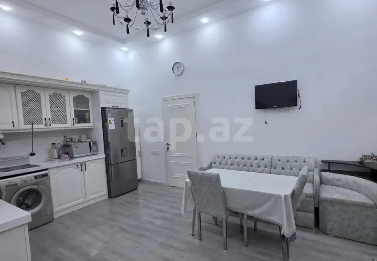 5 otaqlı mənzil , Bakı
