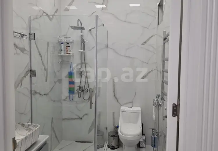 5 otaqlı mənzil , Bakı