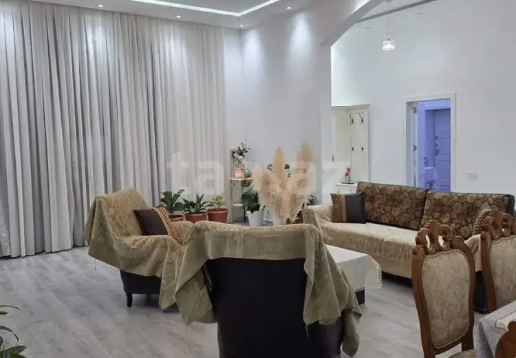 5 otaqlı mənzil , Bakı