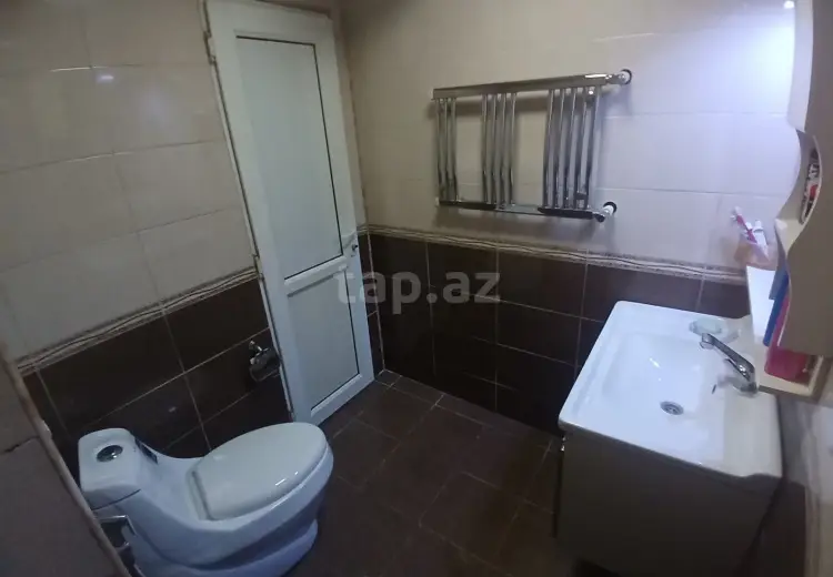 3 otaqlı mənzil , Bakı