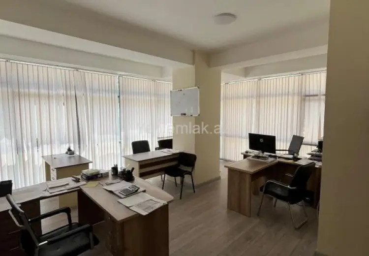 140 m² Obyekt / Ofis Kirayə (aylıq), Nərimanov, Bakı