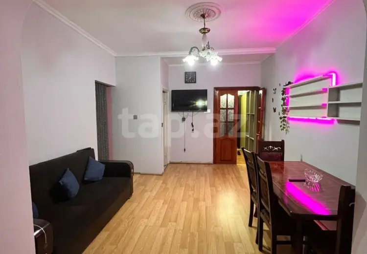 2 otaqlı mənzil , Bakı
