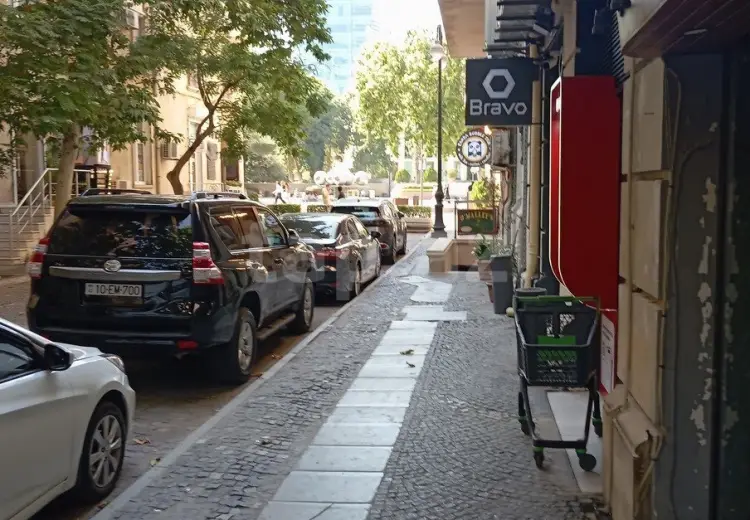 2 otaqlı mənzil Kirayə (aylıq), İçəri şəhər, Səbail, Bakı