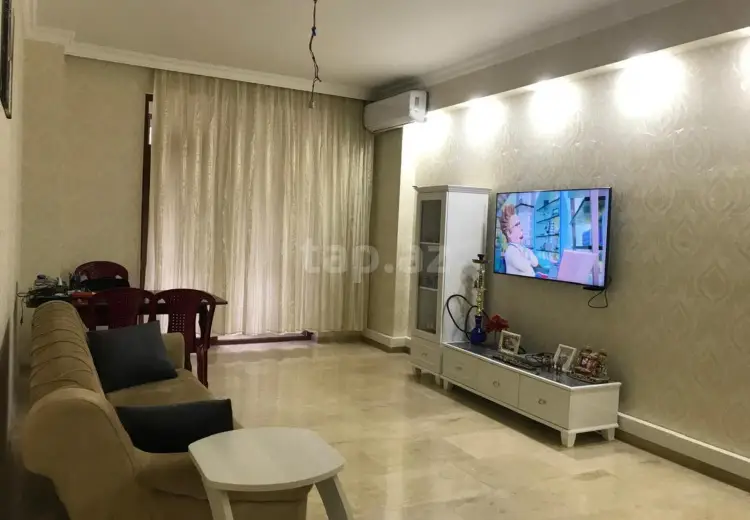3 otaqlı mənzil , Bakı