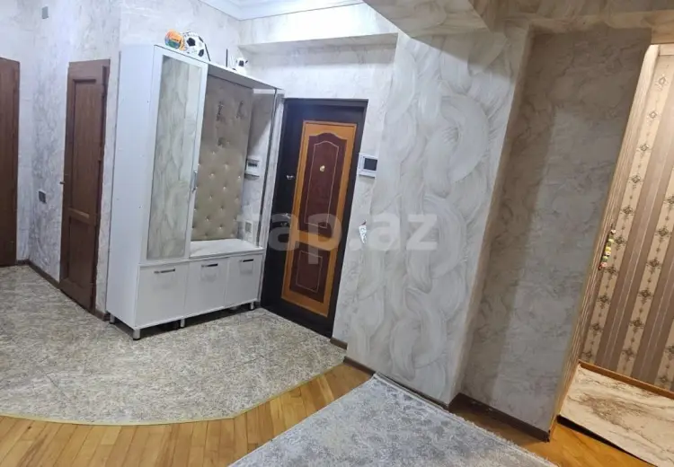 4 otaqlı mənzil , Bakı