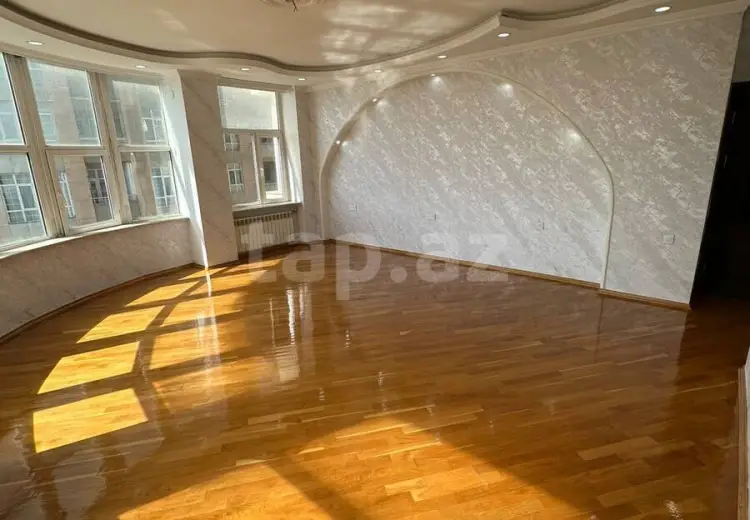 3 otaqlı mənzil , Bakı