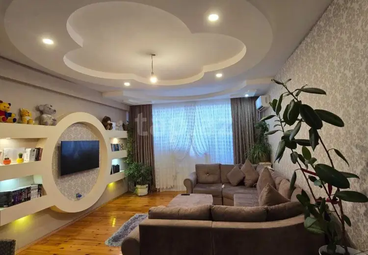 3 otaqlı mənzil , Bakı
