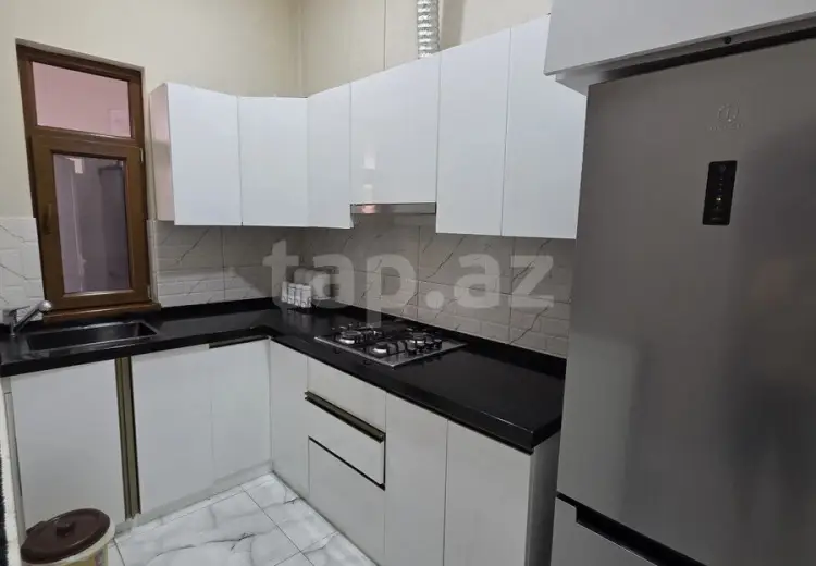 4 otaqlı mənzil , Bakı