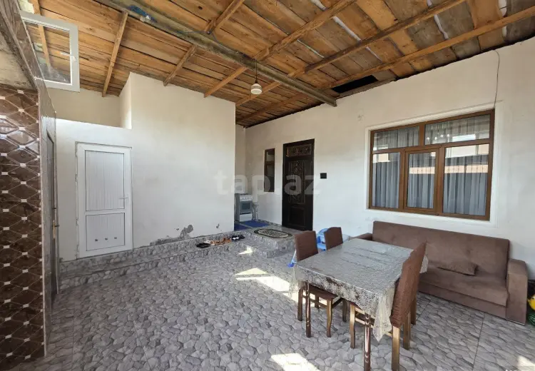 4 otaqlı mənzil , Bakı