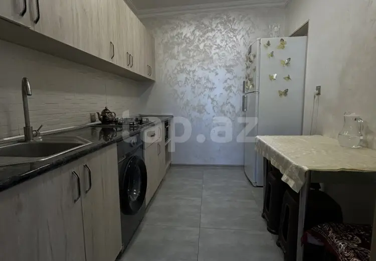 3 otaqlı mənzil , Bakı