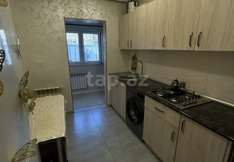 3 otaqlı mənzil , Bakı
