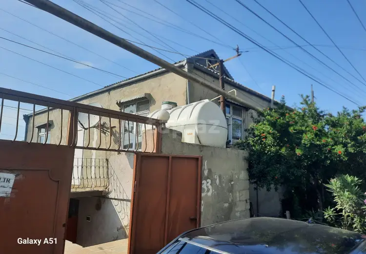 4 otaqlı mənzil , Bakı