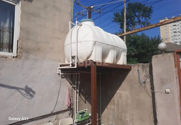 4 otaqlı mənzil , Bakı