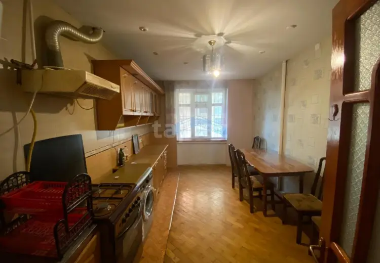 4 otaqlı mənzil Kirayə (aylıq), Bakı
