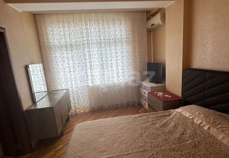 3 otaqlı mənzil , Bakı