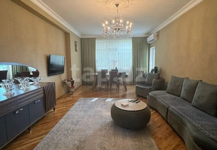 3 otaqlı mənzil , Bakı