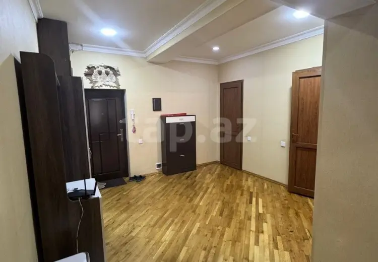 3 otaqlı mənzil , Bakı