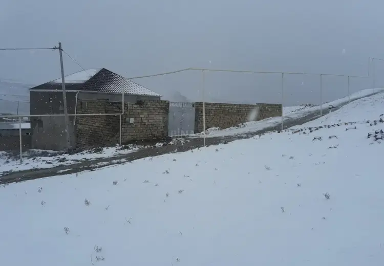 8 sot Torpaq Satılır, Qobu, Abşeron