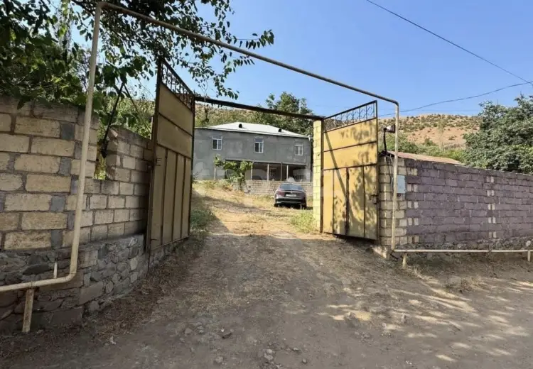 5 otaqlı mənzil , Göygöl