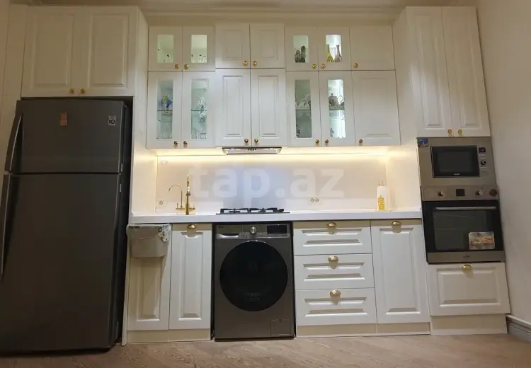 3 otaqlı mənzil , Nəsimi, Bakı