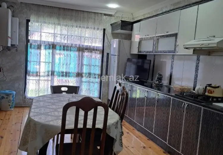 4 otaqlı mənzil Kirayə (günlük), Qəbələ