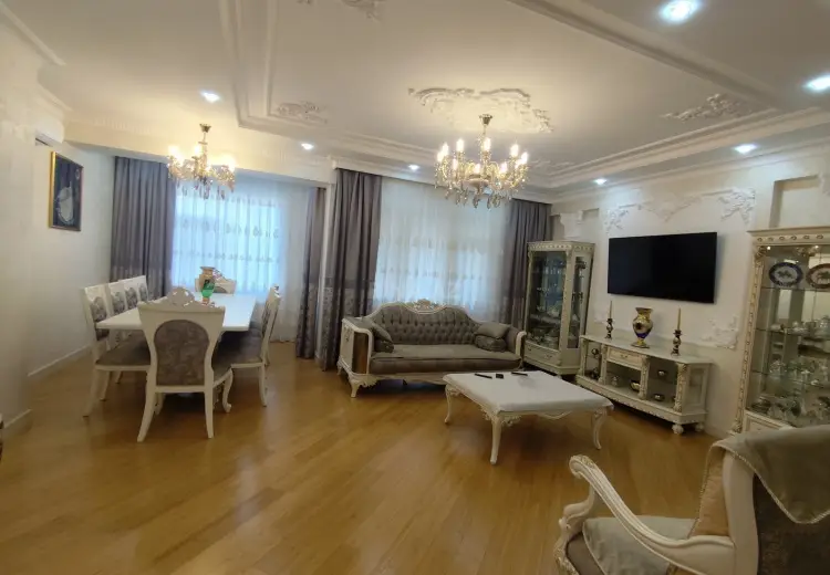 4 otaqlı mənzil Satılır, Əhmədli, Xətai, Bakı