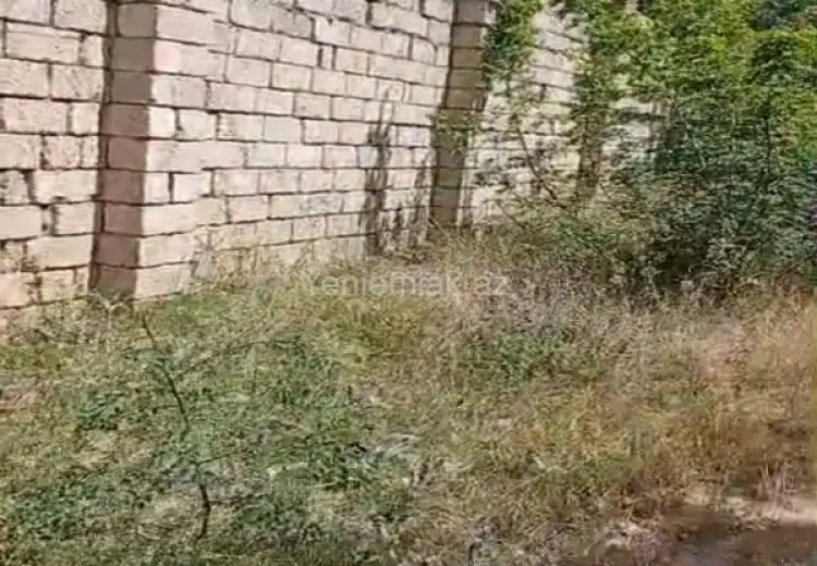 12 sot Torpaq Satılır, Xızı