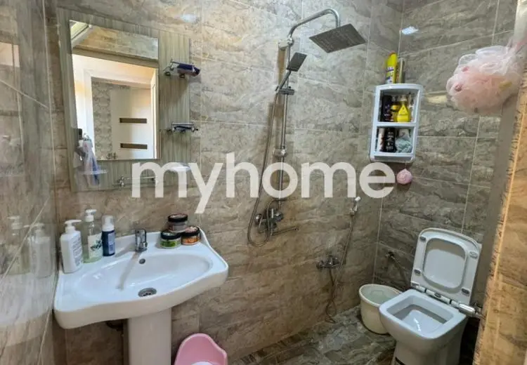 2 otaqlı mənzil Satılır, Bakı