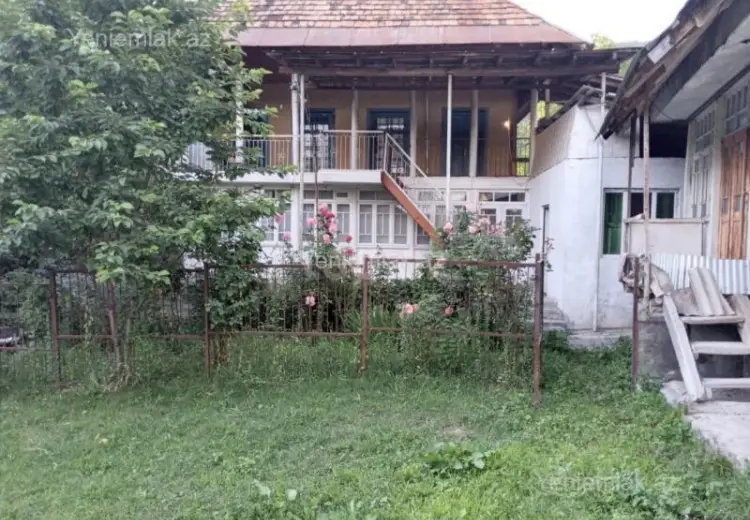 5 otaqlı mənzil Satılır, Şəki