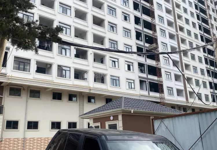 4 otaqlı mənzil Satılır, Nizami, Bakı