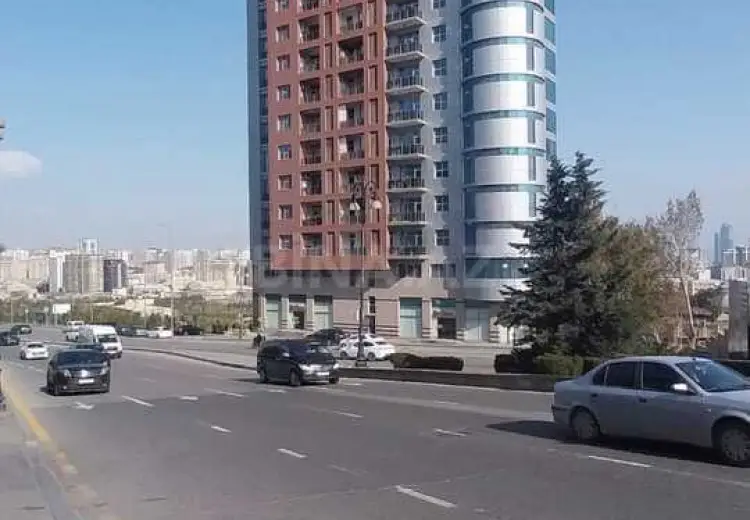 182 m² Obyekt / Ofis Satılır, Yasamal, Bakı
