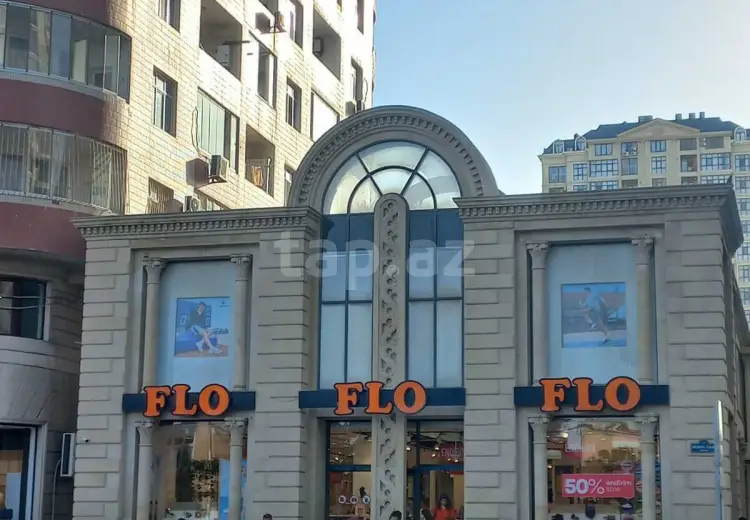 4 otaqlı mənzil , Bakı