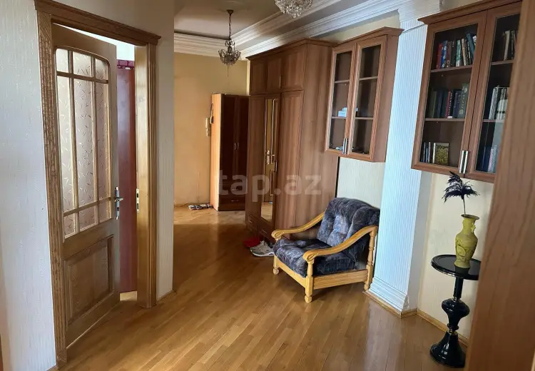 3 otaqlı mənzil , Badamdar qəs., Səbail, Bakı