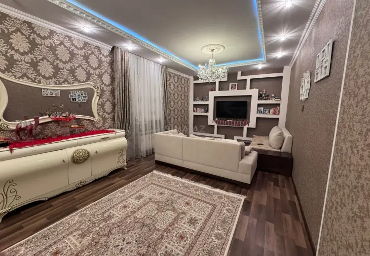 8 otaqlı mənzil Satılır, Nizami, Bakı