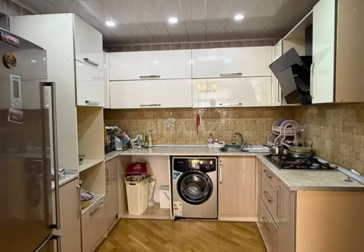 3 otaqlı mənzil Satılır, Yeni Yasamal qəs., Yasamal, Bakı