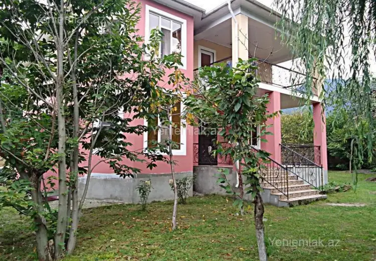 5 otaqlı mənzil Satılır, Qəbələ