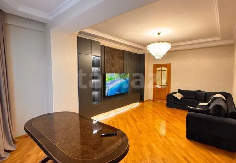 3 otaqlı mənzil , Bakı