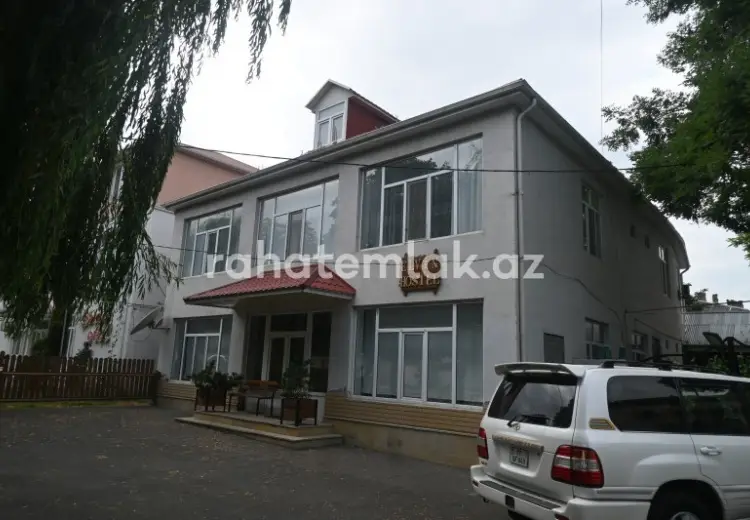 378 m² Obyekt / Ofis Satılır, Quba