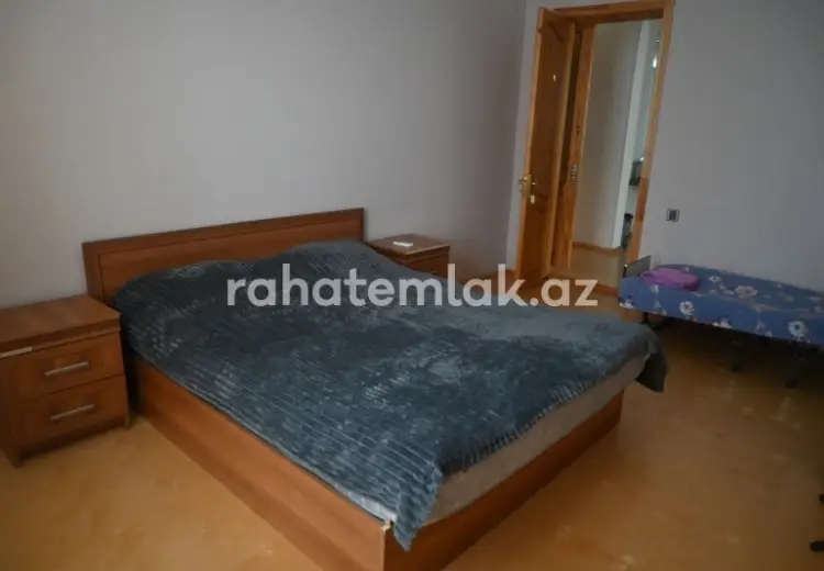 378 m² Obyekt / Ofis Satılır, Quba