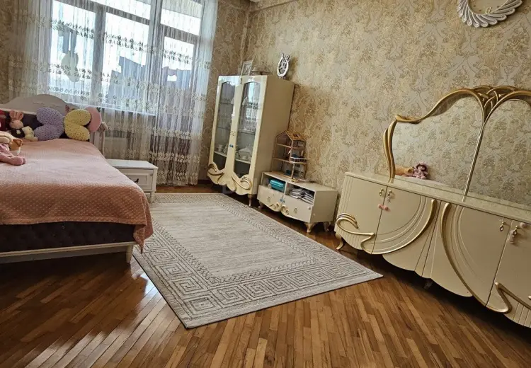 4 otaqlı mənzil Satılır, 4-cü mikrorayon, Nəsimi, Bakı