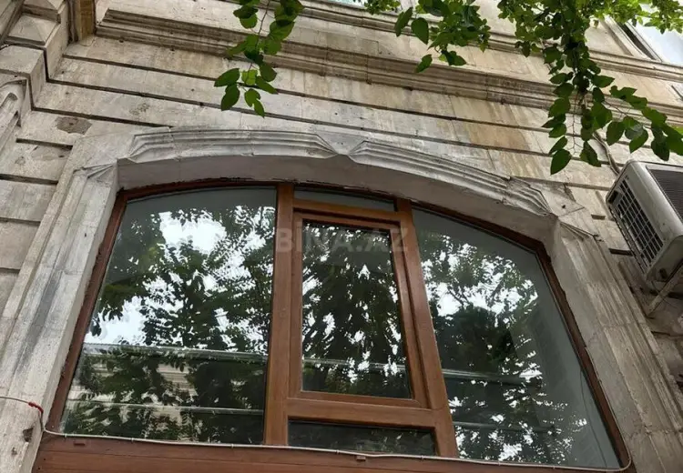 32 m² Obyekt / Ofis Satılır, Səbail, Bakı