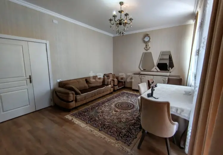 4 otaqlı mənzil , Bakı