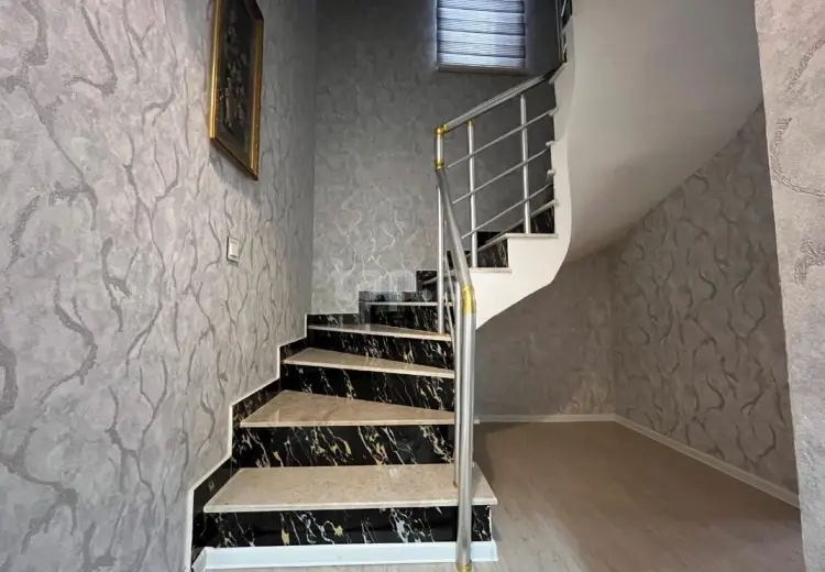 4 otaqlı mənzil , Xırdalan