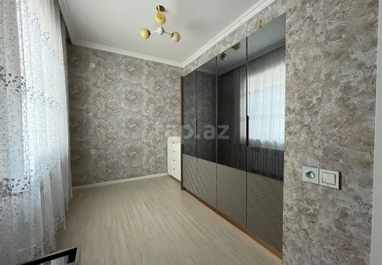 4 otaqlı mənzil , Xırdalan