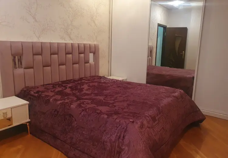 3 otaqlı mənzil Satılır, Yeni Yasamal qəs., Yasamal, Bakı