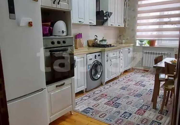 3 otaqlı mənzil , Bakı